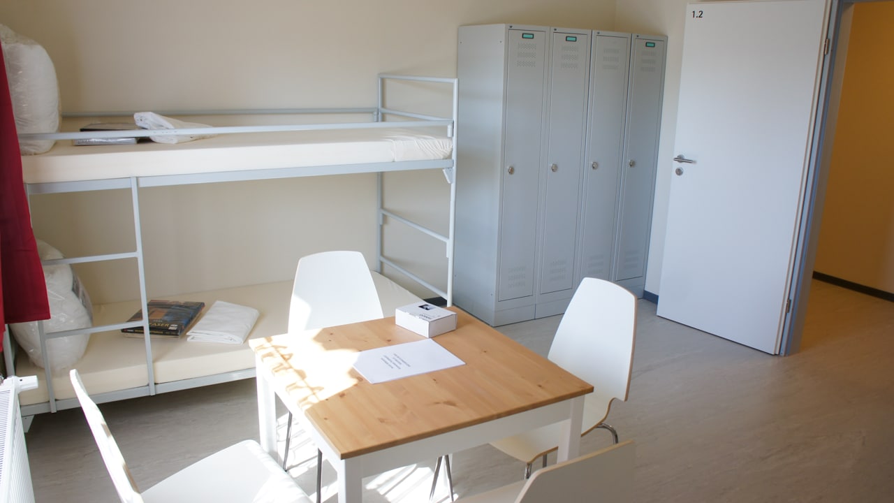 Flüchtlingsunterkünfte, Multifunktions-Holzhäuser