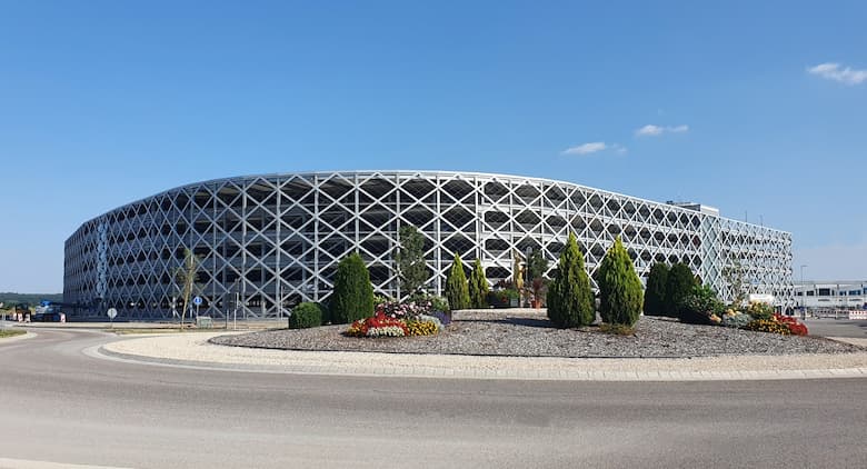 Neubau Parkhaus Schüller Möbelwerk KG in Herrieden